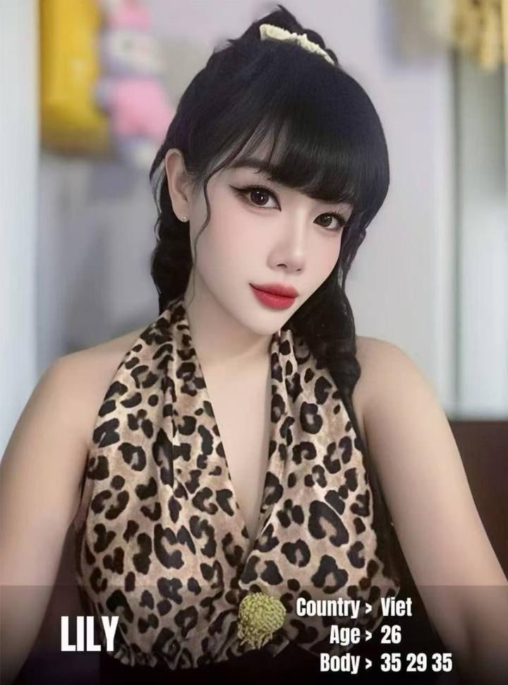 Setia Alam escort massage girl